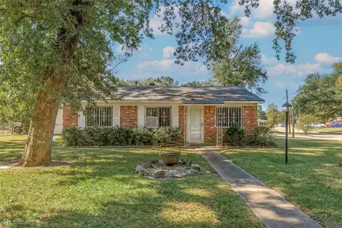 8708 Lelia Ln, Shreveport, LA 71106