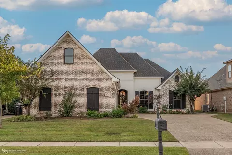 537 Chinquipin Dr, Bossier City, LA 71111