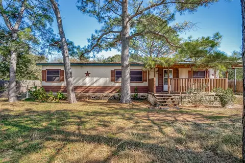 3224 W Weems Ct, Granbury, TX 76049
