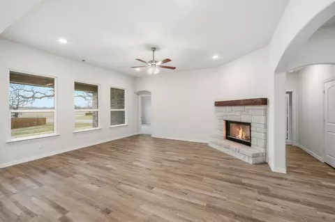 1116 Trinity Dr, Springtown, TX 76082 photo 18