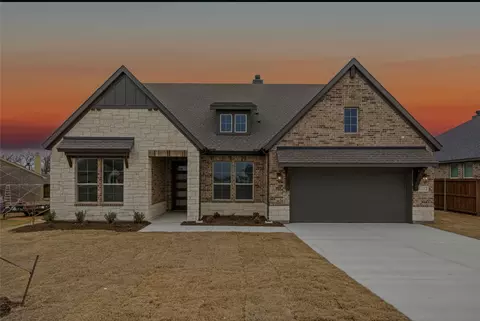 1132 Trinity Dr, Springtown, TX 76082