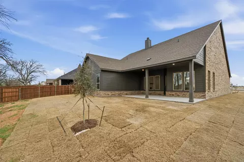 1132 Trinity Dr, Springtown, TX 76082 photo 8