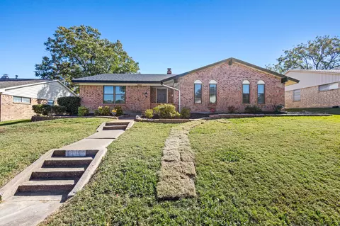 2016 Monticello Dr, Mesquite, TX 75149
