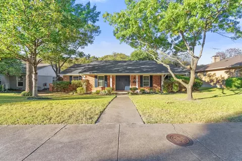 11045 Carissa Dr, Dallas, TX 75218