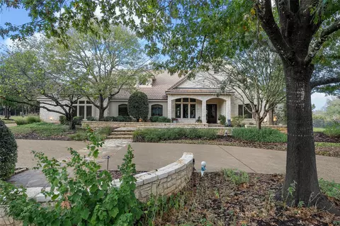 2110 Bear Creek Xing, Mcgregor, TX 76657