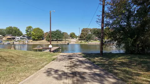 807 Midway, Tool, TX 75143 photo 38