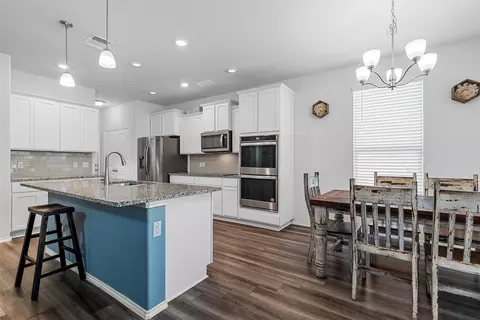 Kitchen - 6201 Elephant Butte Dr, Waco, TX 76708 photo 4 of 4