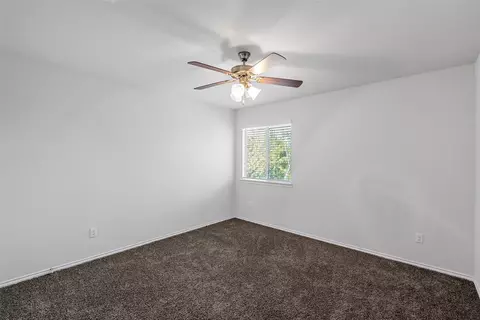 Bedroom - 6201 Elephant Butte Dr, Waco, TX 76708 photo 7 of 8