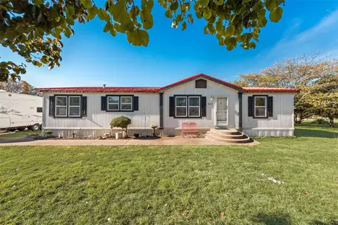 325 Kelly Brook Cir, Weatherford, TX 76087