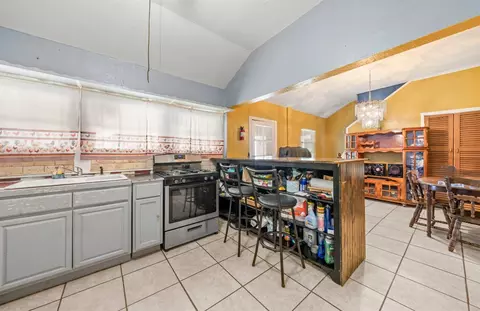 Kitchen - 2805 Parrott Ave, Waco, TX 76707 photo 2 of 3