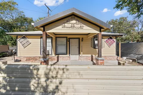 Exterior - 2805 Parrott Ave, Waco, TX 76707 photo 2 of 4