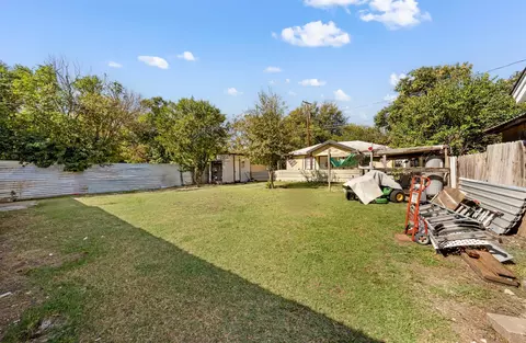 Exterior - 2805 Parrott Ave, Waco, TX 76707 photo 4 of 4
