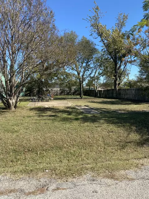 tbd Thomas St, Terrell, TX 75160