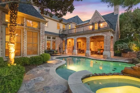 5025 Castle Creek Ct, Plano, TX 75093