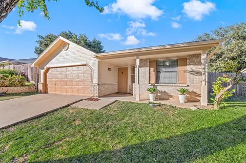 408 Moss Hill Ln, Euless, TX 76039