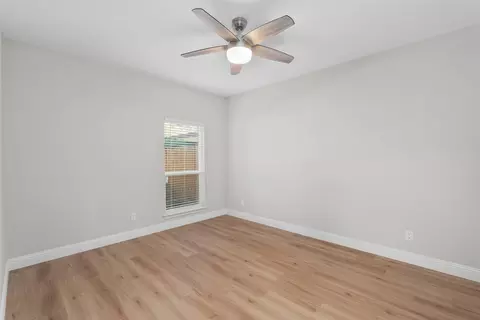 2906 Roxboro Rd, Euless, TX 76039 photo 10