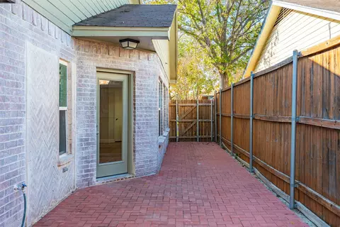 2906 Roxboro Rd, Euless, TX 76039 photo 18