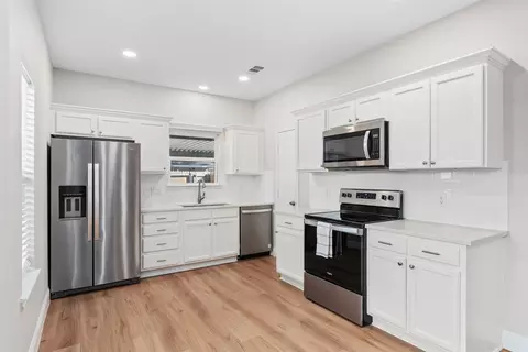 2906 Roxboro Rd, Euless, TX 76039 photo 8