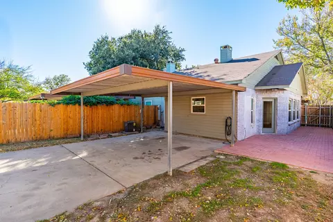 2906 Roxboro Rd, Euless, TX 76039 photo 20