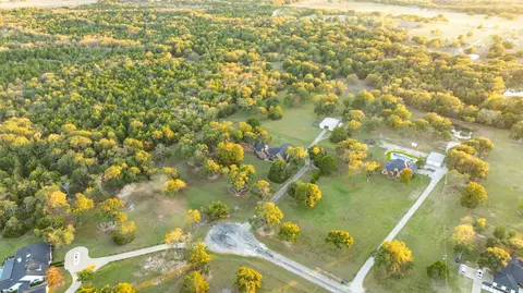 2592 Meadow Way, Terrell, TX 75160
