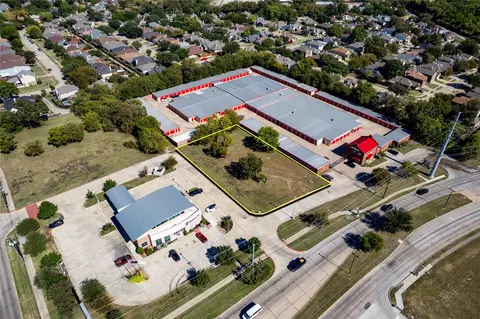 2401 Arapaho Rd, Garland, TX 75044