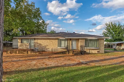 1902 Mccutcheon Ave, Shreveport, LA 71108