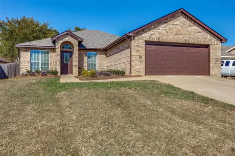 1616 Fern Dr, Mansfield, TX 76063