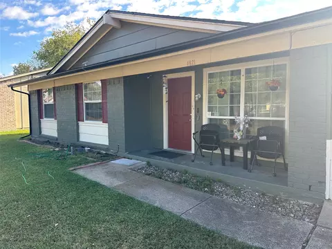4621 Kyle Dr, Balch Springs, TX 75180