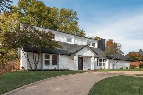 1205 Circle Ln, Bedford, TX 76022