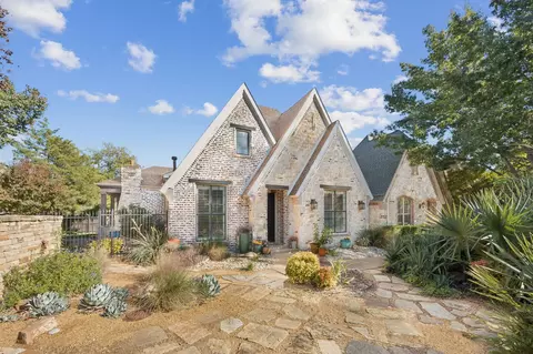 6156 Stapleford Cir, Dallas, TX 75252