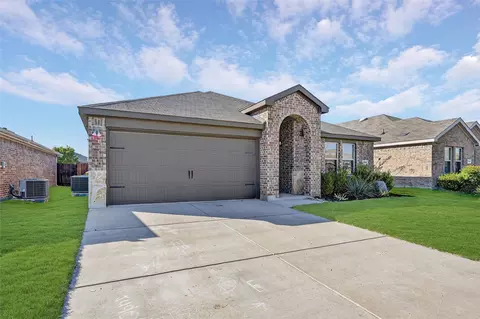 1100 Poinsettia Blvd, Denton, TX 76209