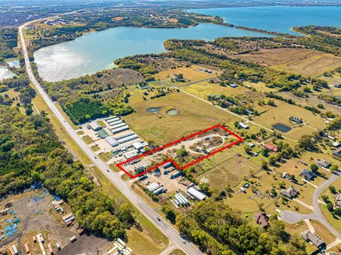 6910 Highway 78 S, Nevada, TX 75173
