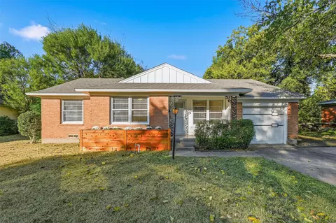 1921 Hilltop Dr, Garland, TX 75042