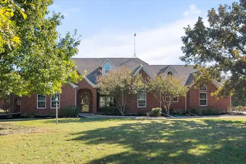 2420 Branch Creek Rd, Venus, TX 76084