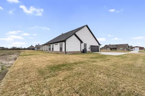 Exterior - 3107 White Oak Rd, Terrell, TX 75161 photo 13 of 13