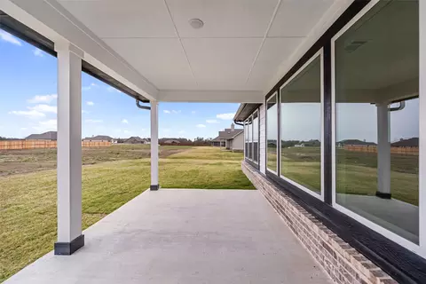 Exterior - 3107 White Oak Rd, Terrell, TX 75161 photo 9 of 13