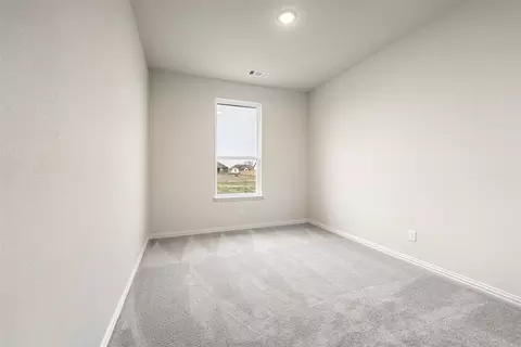 Bedroom - 3107 White Oak Rd, Terrell, TX 75161 photo 3 of 5