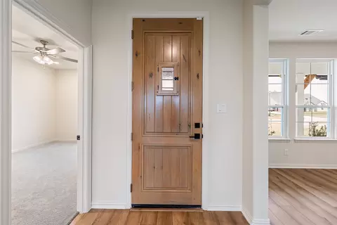 Entry Way - 3107 White Oak Rd, Terrell, TX 75161 photo 2 of 6