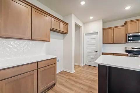 Kitchen - 3107 White Oak Rd, Terrell, TX 75161 photo 4 of 4