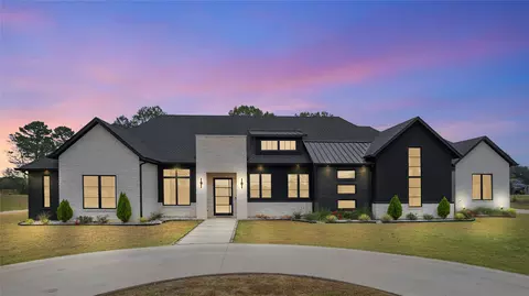 2804 Buchanan Rd, Hallsville, TX 75650