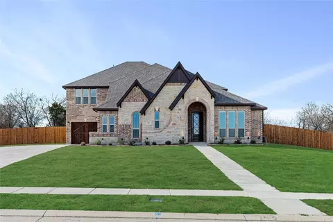 743 Crystal Lake Ln, Red Oak, TX 75154