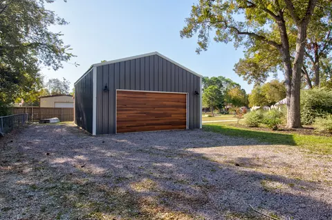 227 Newcastle Dr, Gordonville, TX 76245