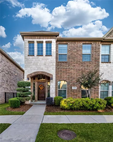 4125 Comanche Dr, Carrollton, TX 75010