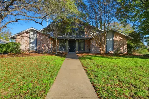 313 Santa Fe Trl, Waxahachie, TX 75165