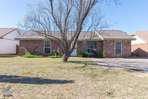 Exterior - 3618 Georgetown Dr, Abilene, TX 79602 photo 3 of 6