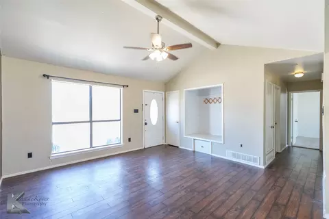 Living - 3618 Georgetown Dr, Abilene, TX 79602 photo 2 of 3