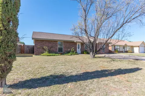 Exterior - 3618 Georgetown Dr, Abilene, TX 79602 photo 2 of 6