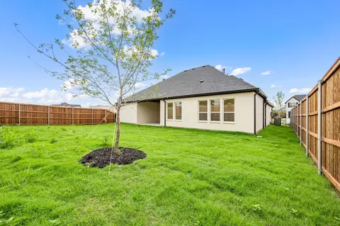 Exterior - 502 Windchase Dr, Haslet, TX 76052 photo 8 of 9
