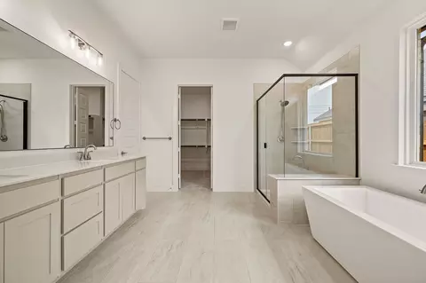 Bath - 502 Windchase Dr, Haslet, TX 76052 photo 1 of 5