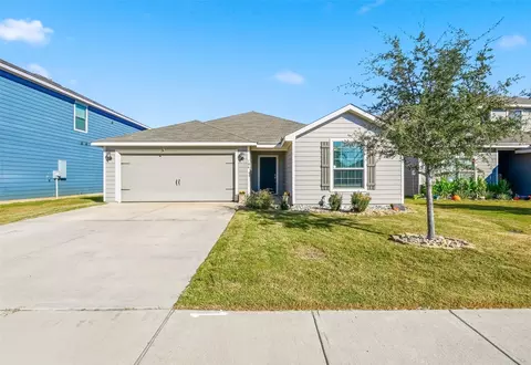 106 Lady Bird Ct, Venus, TX 76084